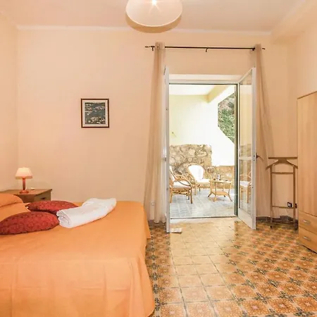 Casa Maria Elena Holiday home