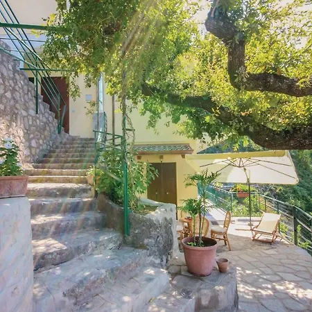 Casa Maria Elena